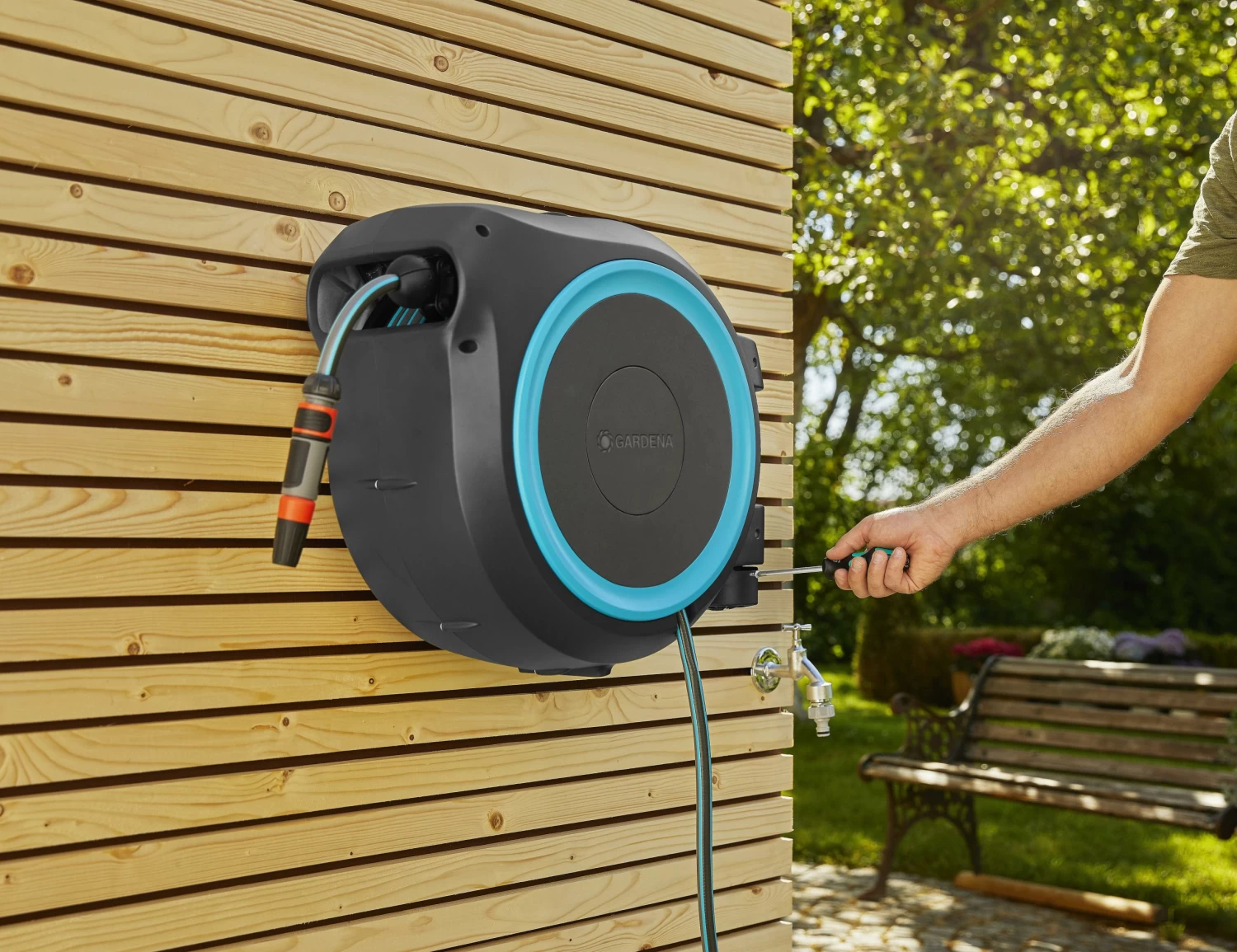Gardena Wandslangenbox Roll Up 35 Meter Incl Tuinspuit 8 Gardena Wandslangenbox Roll Up 35 Meter Incl Tuinspuit - Afbeelding 6