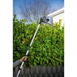 LUX 20V Telescopische Heggenschaar (zonder Accu) 14 LUX 20V Telescopische Heggenschaar (zonder Accu) -Buitentuin 41 348
