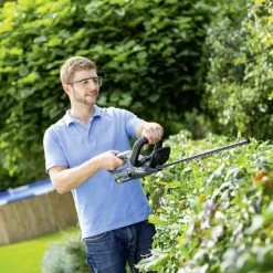 LUX 20V Heggenschaar + 2,0Ah Accu + Lader -Buitentuin 41 42