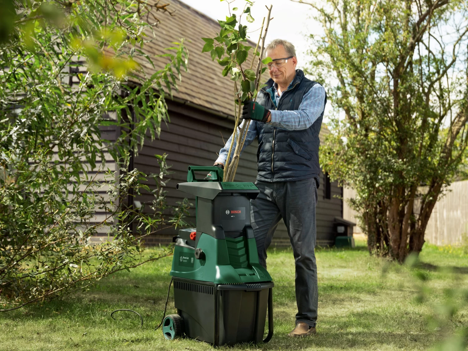 Bosch Fluisterhakselaar AXT 25 D 5 Bosch Fluisterhakselaar AXT 25 D - Afbeelding 3